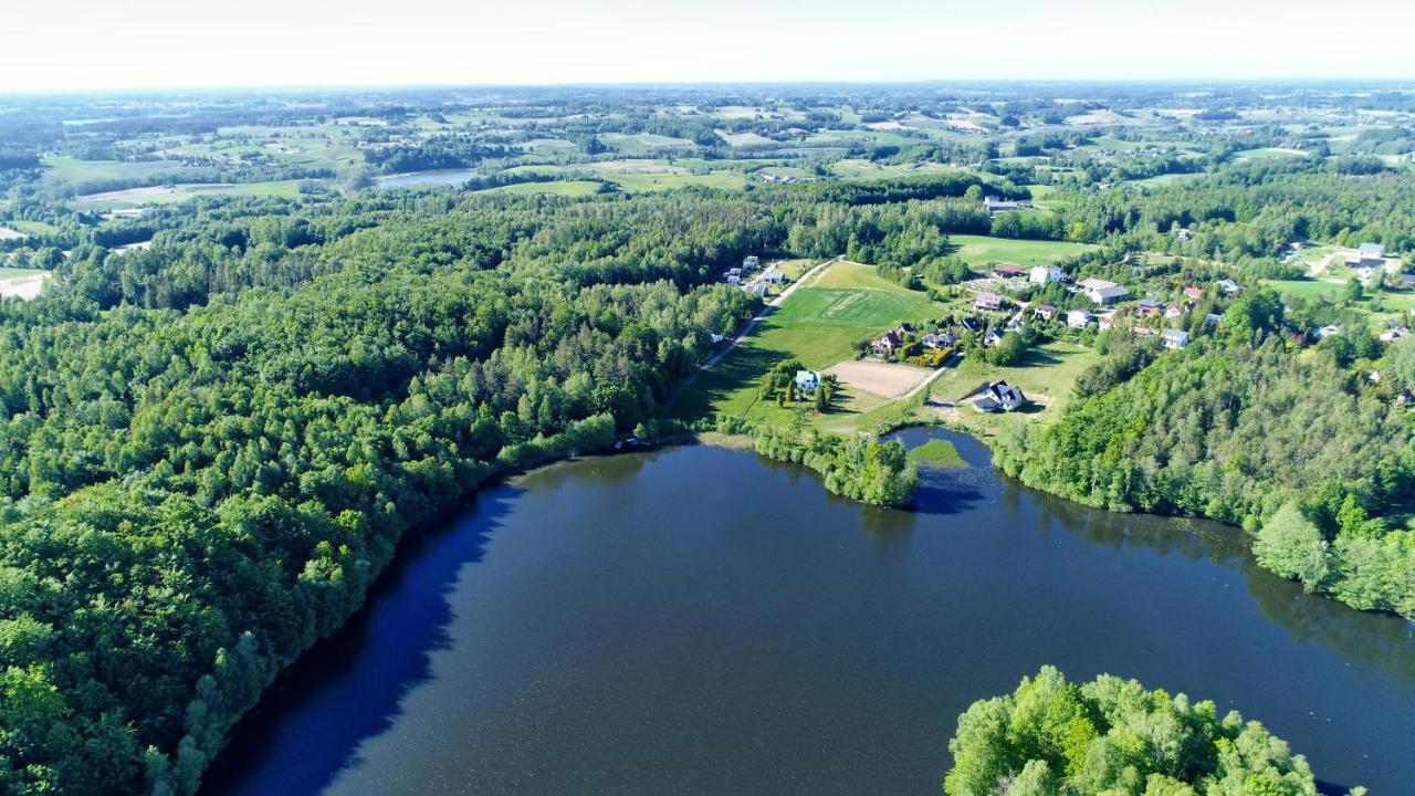 Osada Skoczkowo Komfortowe Domki Z Jacuzzi Nad Jeziorem- Sauna- Balia- Prywatny Staw Wedkarski Podiazy المظهر الخارجي الصورة