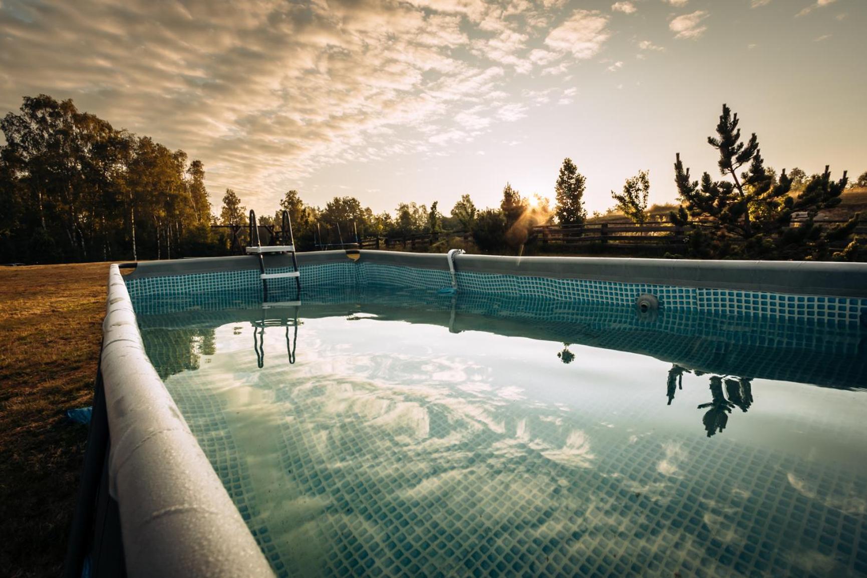 Osada Skoczkowo Komfortowe Domki Z Jacuzzi Nad Jeziorem- Sauna- Balia- Prywatny Staw Wedkarski Podiazy المظهر الخارجي الصورة